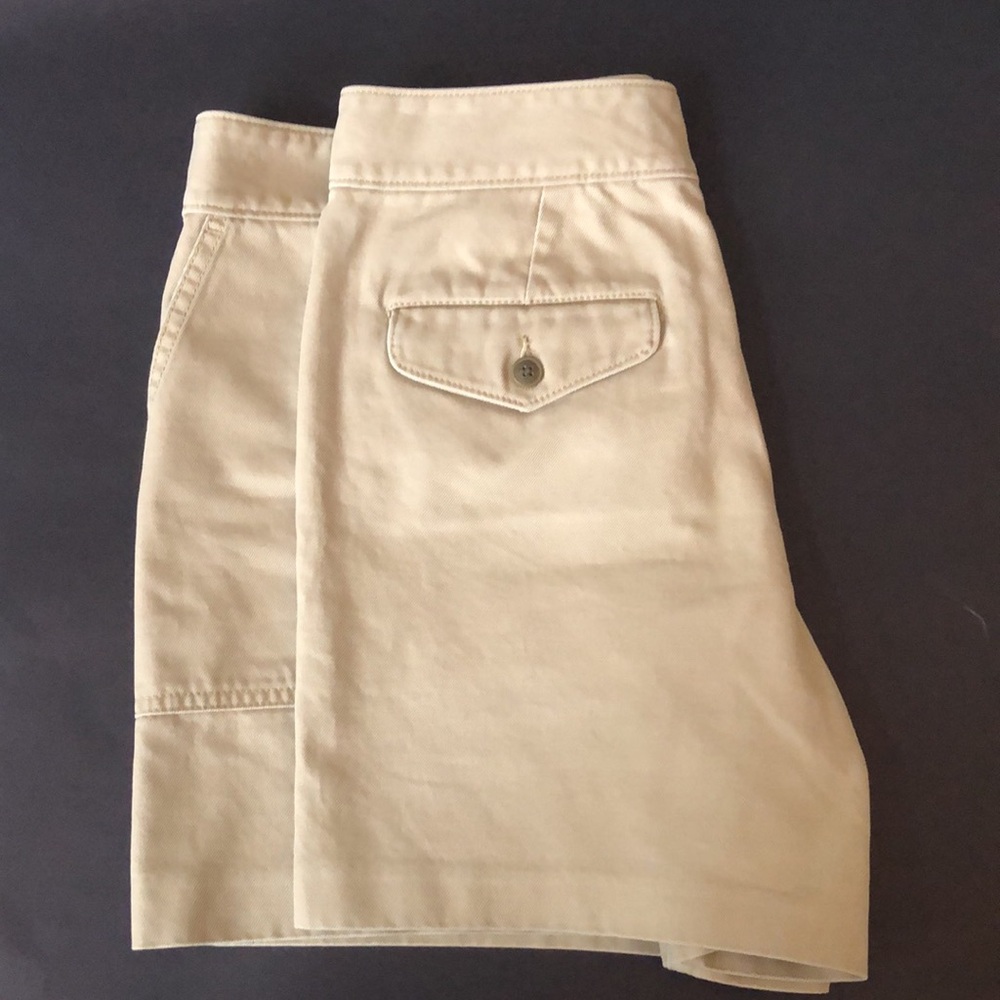 GAP High-Waist Cream Chino Shorts